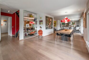 Magnifique duplex de 7.5 pièces avec terrasse et jardin privatif à Pully