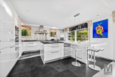 Magnifique duplex de 7.5 pièces avec terrasse et jardin privatif à Pully