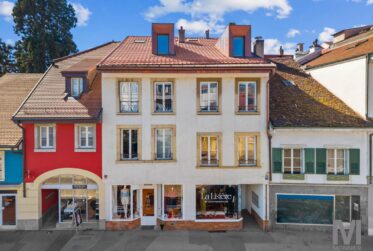 Appartement de 3.5 pièces en attique entièrement rénové